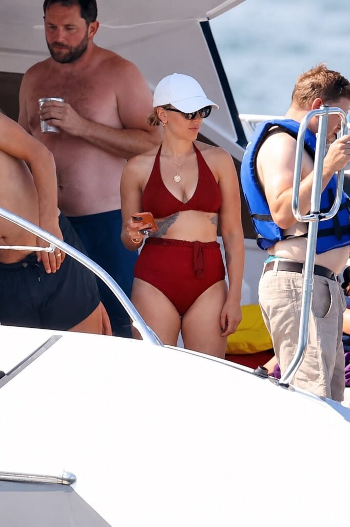 Scarlett Johansson : des clichés privés partagés sur les réseaux